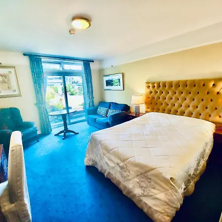 Belvedere Guest house 4*